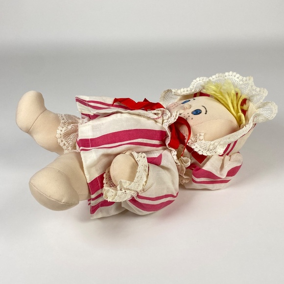Vintage Handmade Cabbage Patch Style Cloth Doll Blonde Hair Craters Label - Picture 3 of 7
